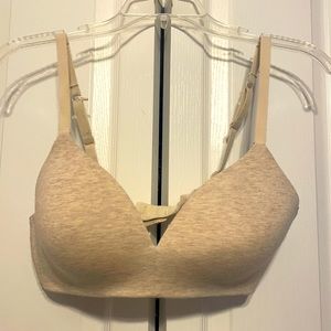 LAST CHANCE: Ambrielle 38B T-shirt bra